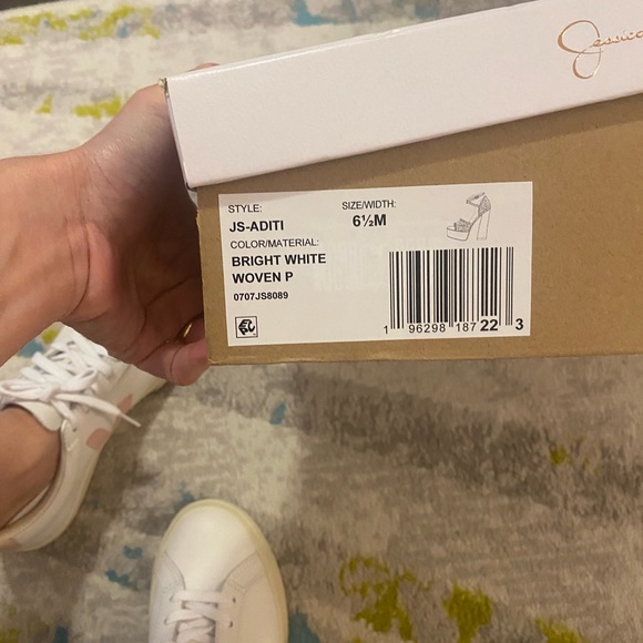 Jessica Simpson pumps - Picture 3 of 6